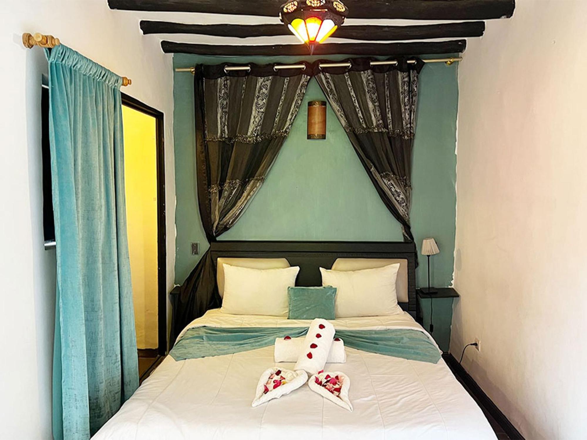 Riad Lazord De Marrakech Entier 마라케시 외부 사진