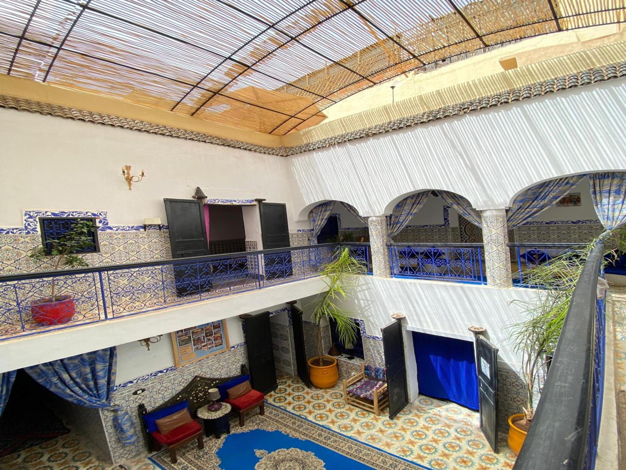 Riad Lazord De Marrakech Entier 마라케시 외부 사진