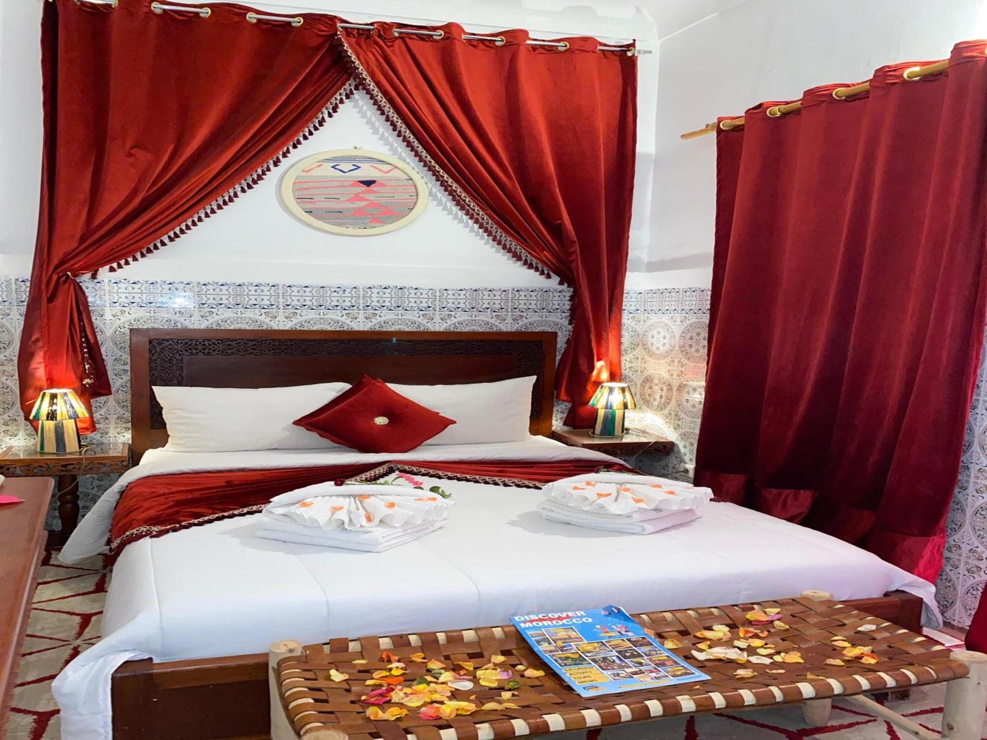 Riad Lazord De Marrakech Entier 마라케시 외부 사진