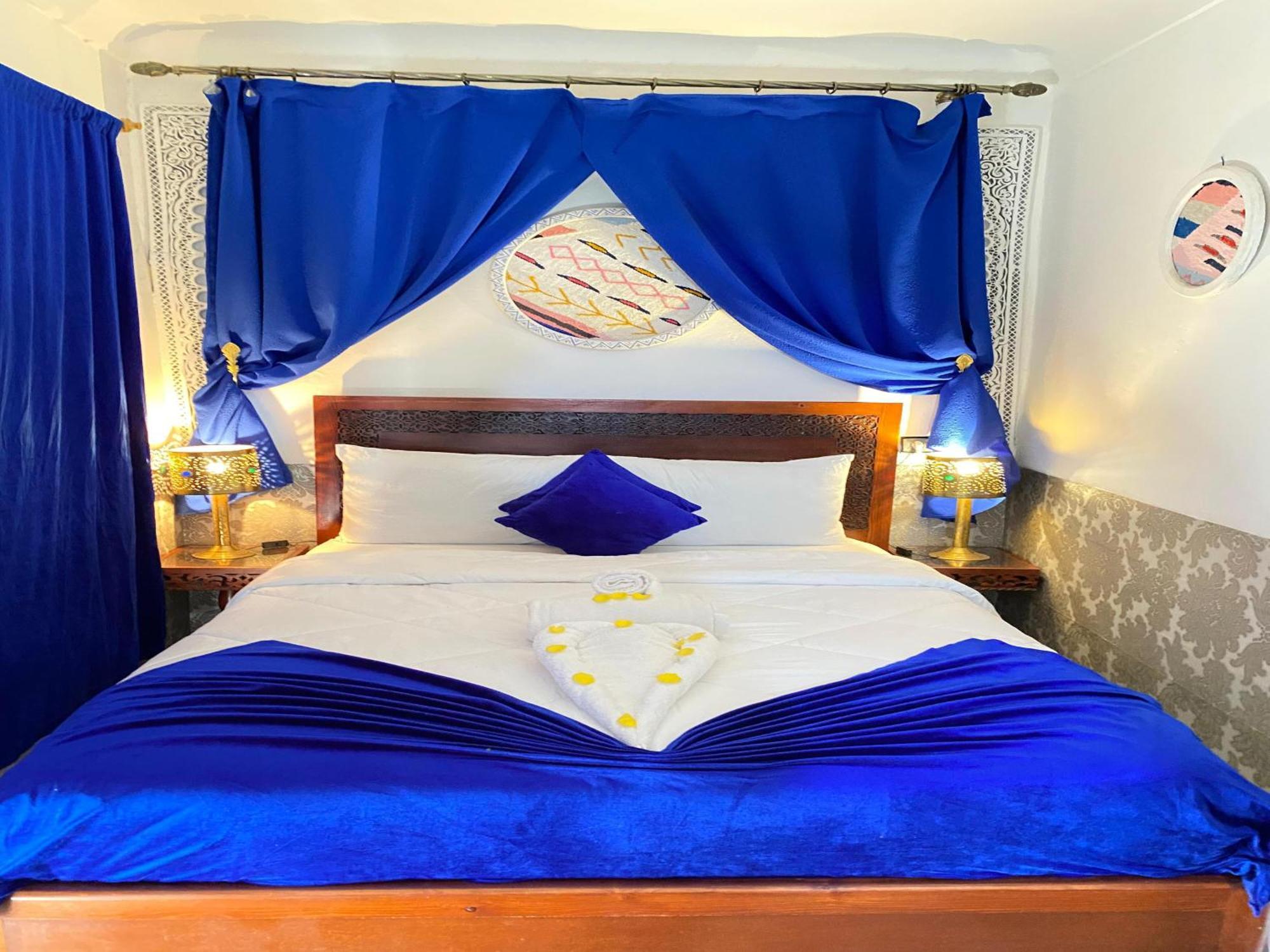 Riad Lazord De Marrakech Entier 마라케시 외부 사진