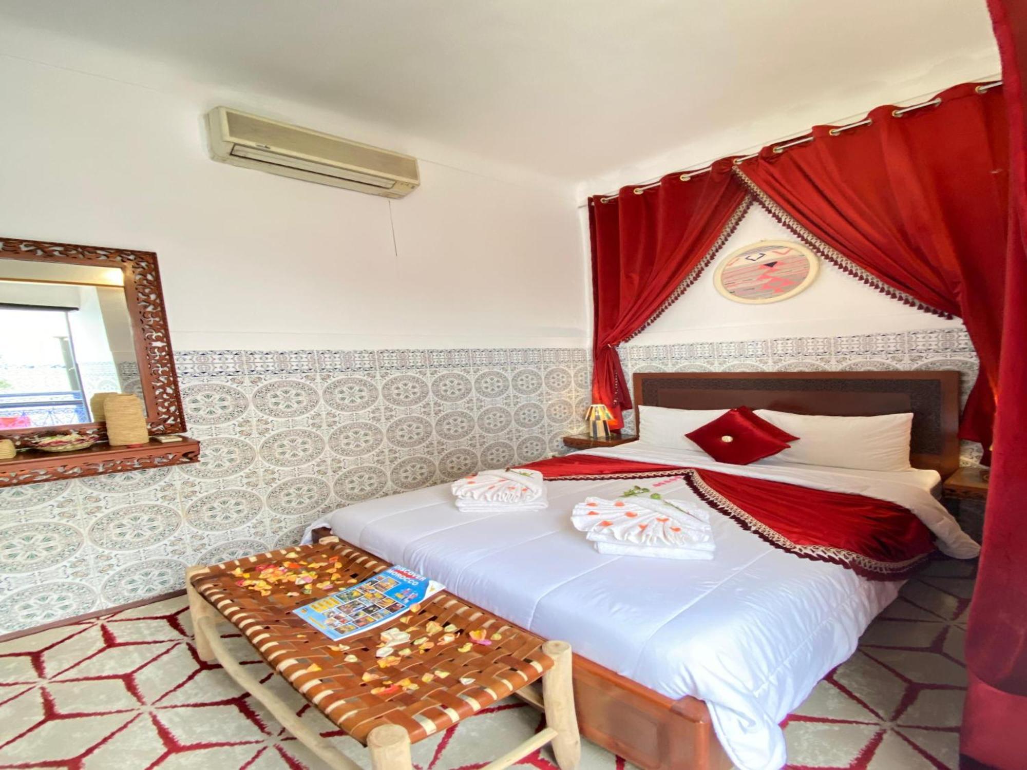 Riad Lazord De Marrakech Entier 마라케시 외부 사진